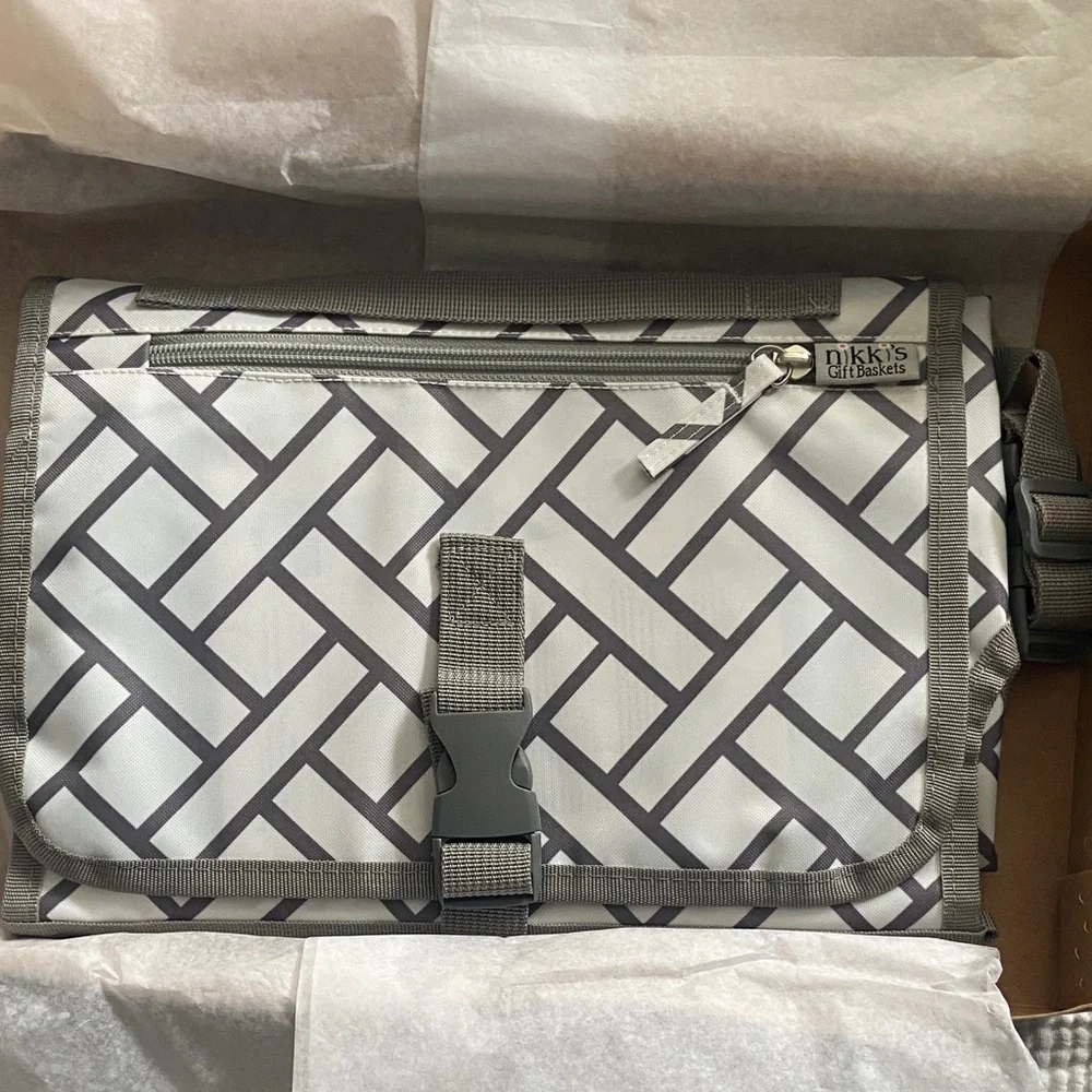 Nikki’s Designer Diaper Bag | Gray & White | Chic & Functional
